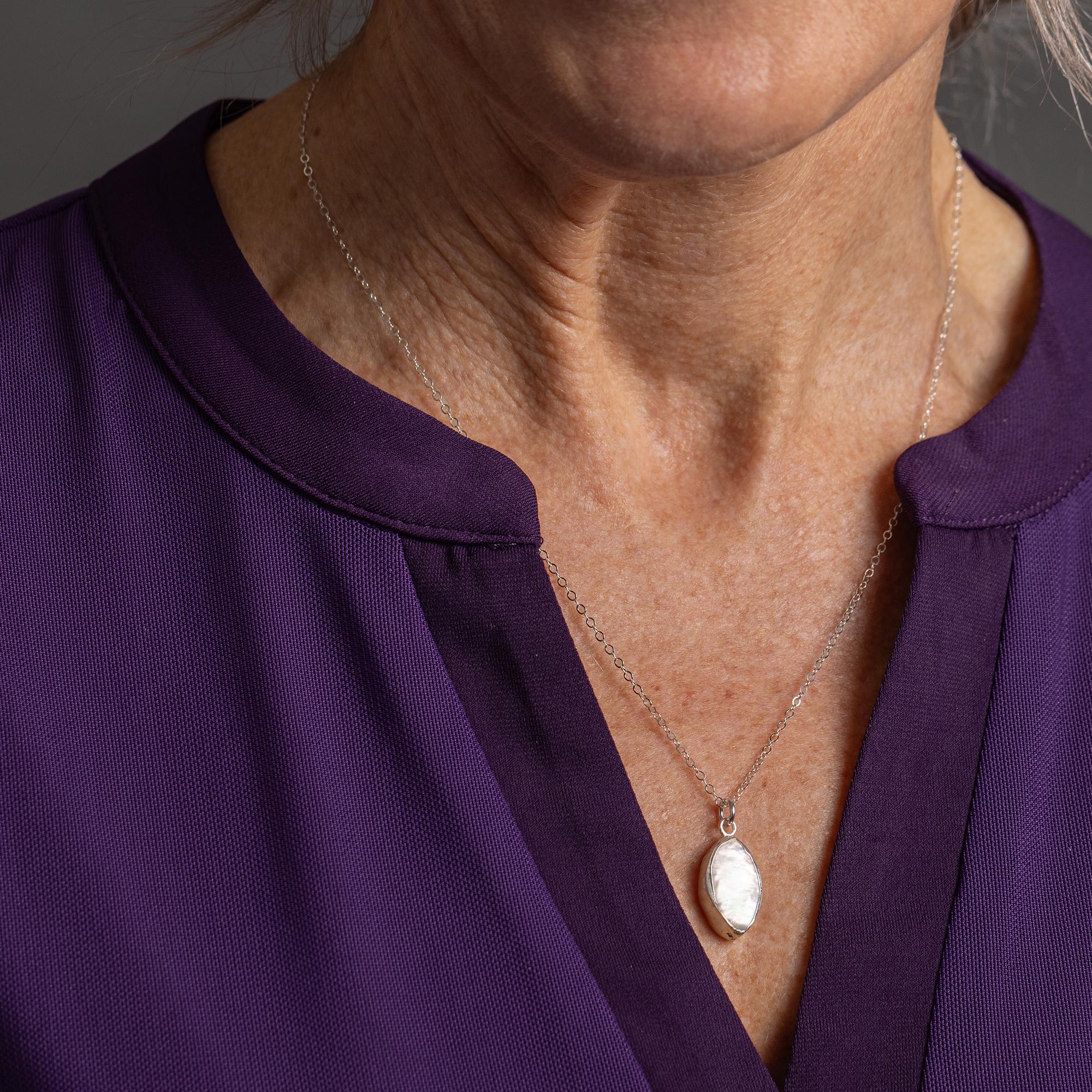 Sterling Silver elongated oval pendant necklace on dainty cable chain Necklaces Soul & Little Rose