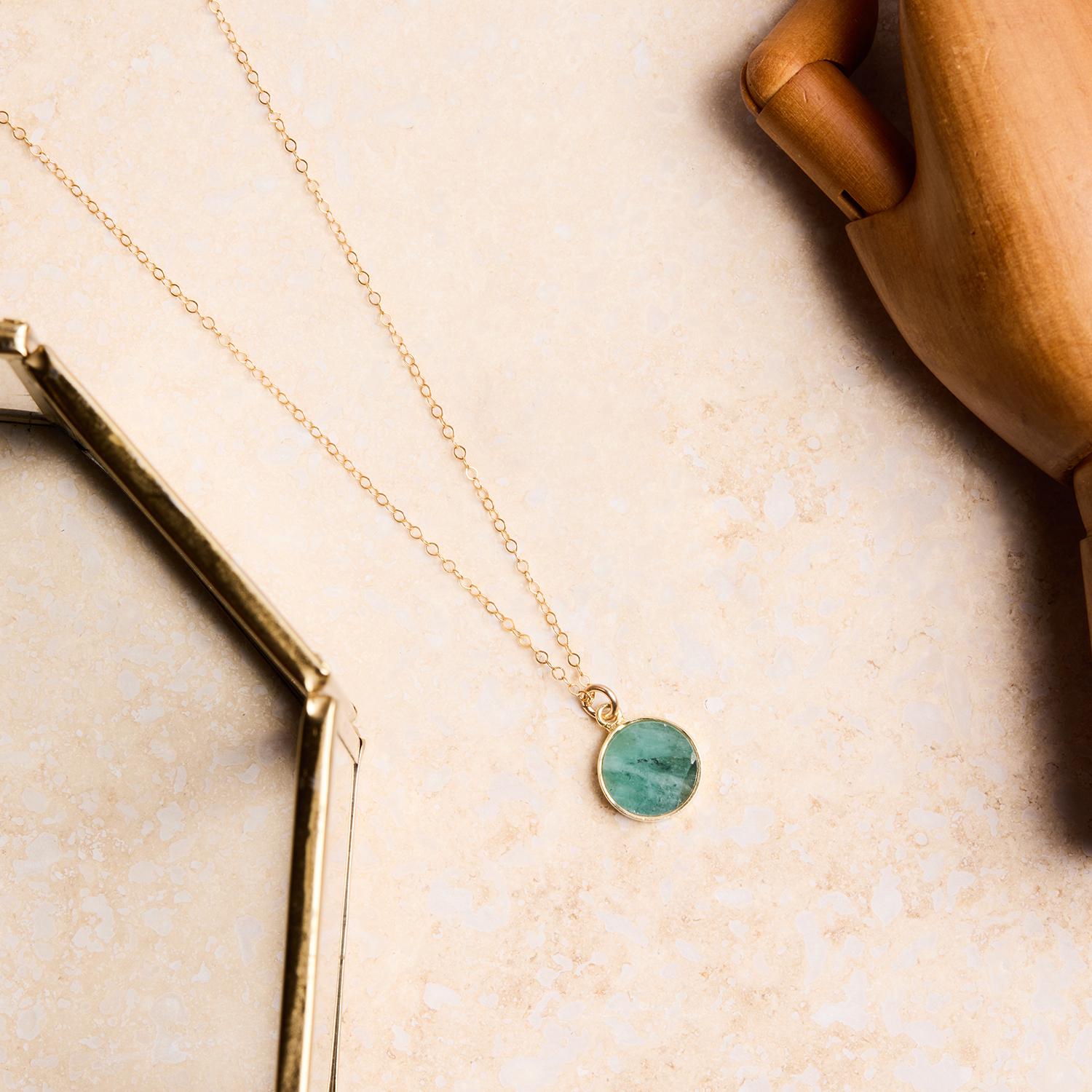 May Birthstone - Gold Raw Emerald Round Gemstone Necklace Necklaces Soul & Little Rose