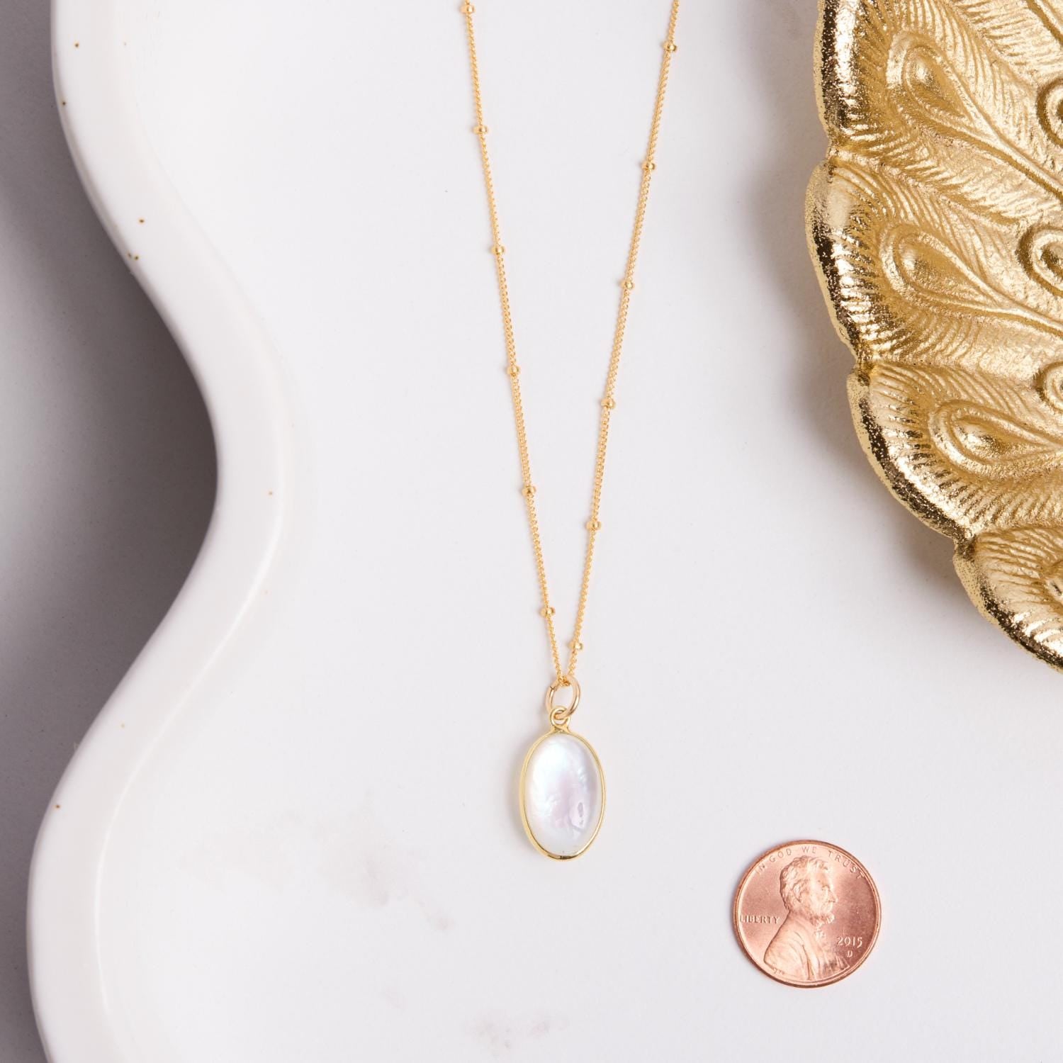 Pearl 14k Gold Filled Oval Pendant Necklace Necklaces Soul & Little Rose